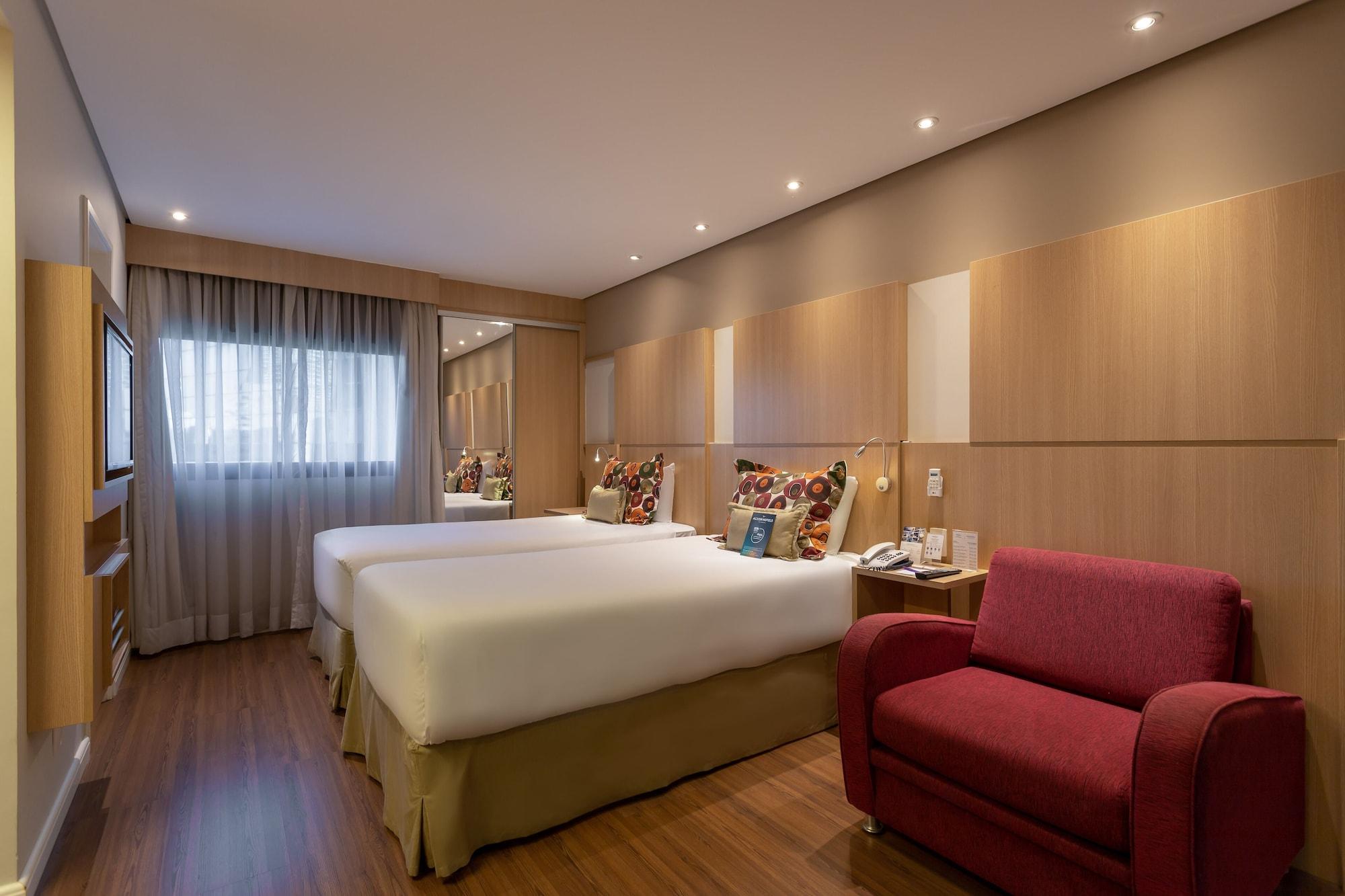 Mercure Nacoes Unidas Hotel