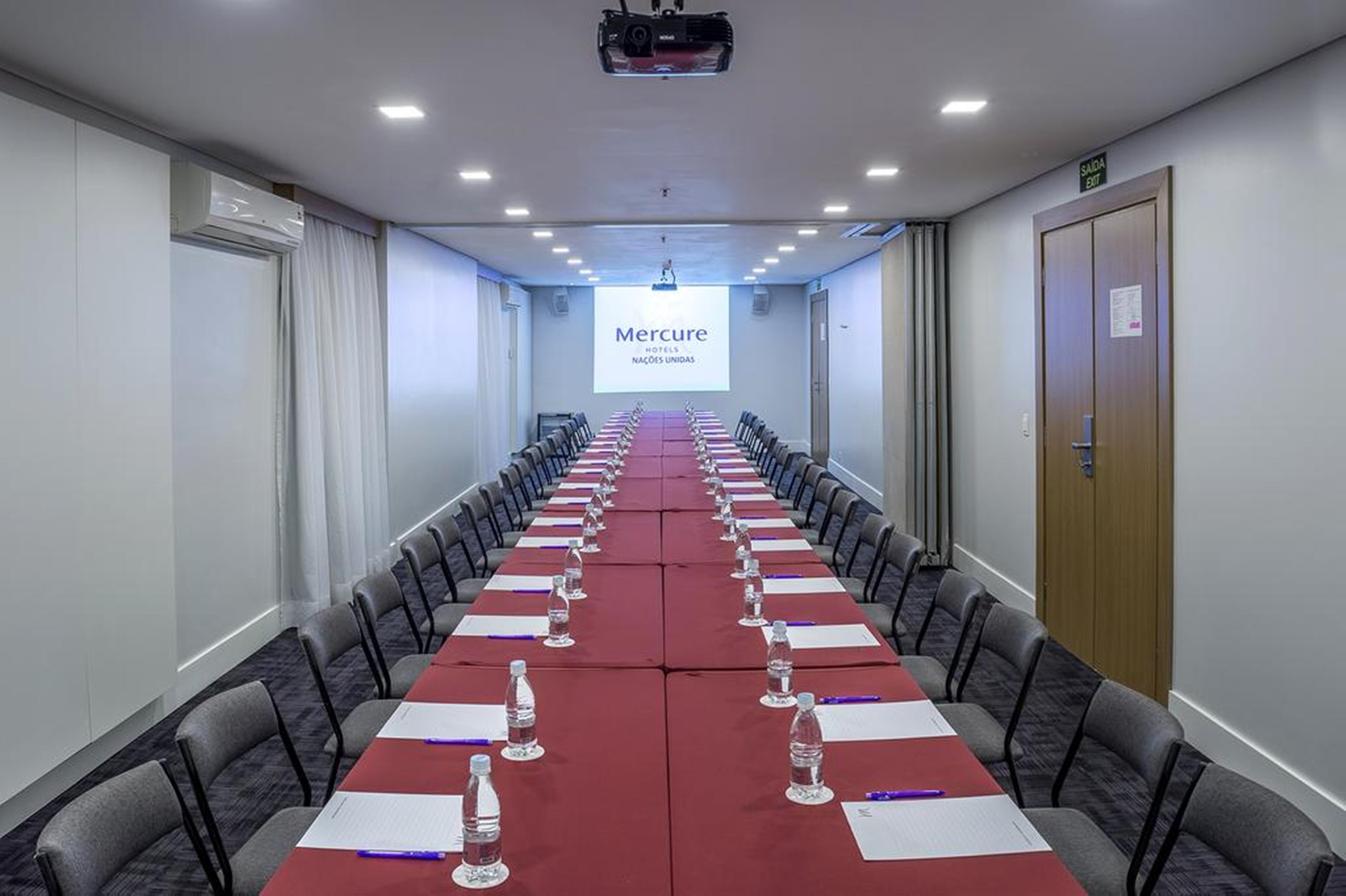 Mercure Nacoes Unidas Hotel
