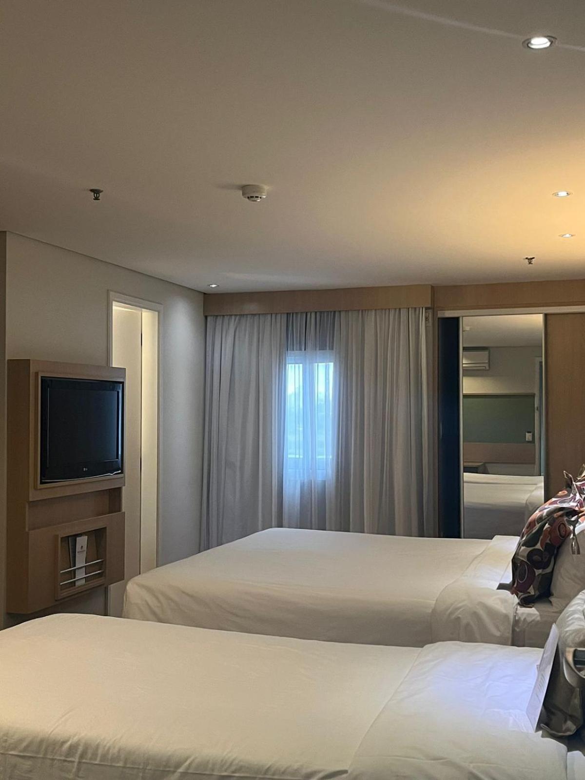 Mercure Nacoes Unidas 4* Sao Paulo
