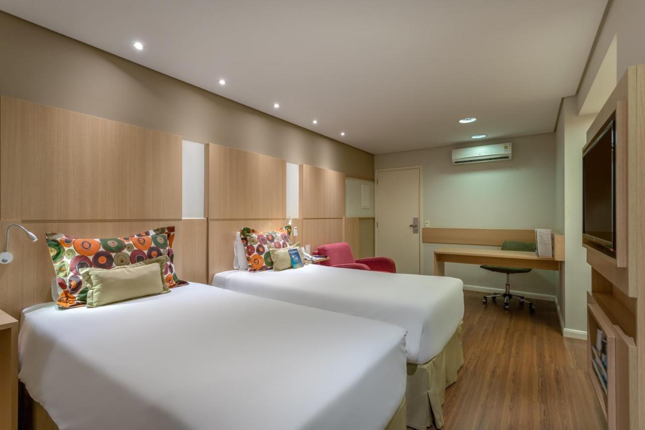 Mercure Nacoes Unidas Hotel